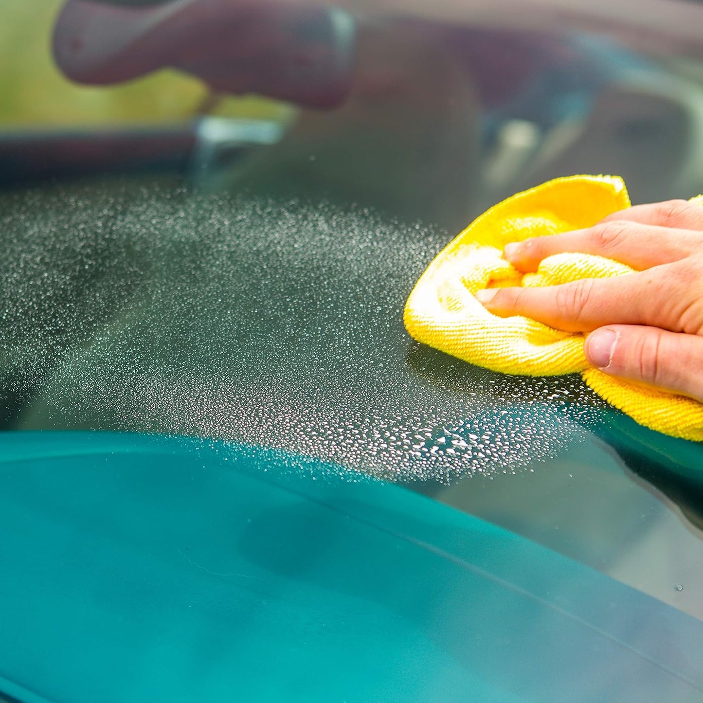 Invisible Glass 91163-2PK Premium Aerosol Glass and Window Cleaner for Auto and Home, Streak-Free, Ammonia-Free, Tint-Safe, 15 oz (Pack of 2)